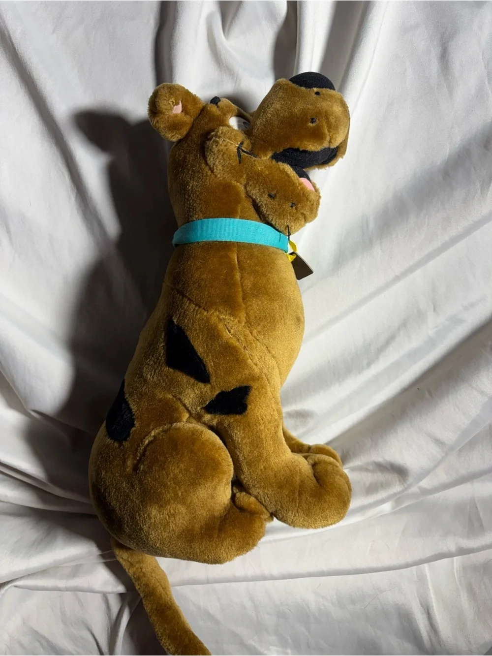 Scooby-Doo Plush Dog Toy with Teal Collar - Brown